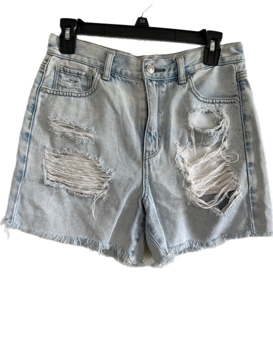 American Eagle Outfitters Pants - American Eagle Outfitters “Mom Shorts” Light Wash Distressed Denim Size 4